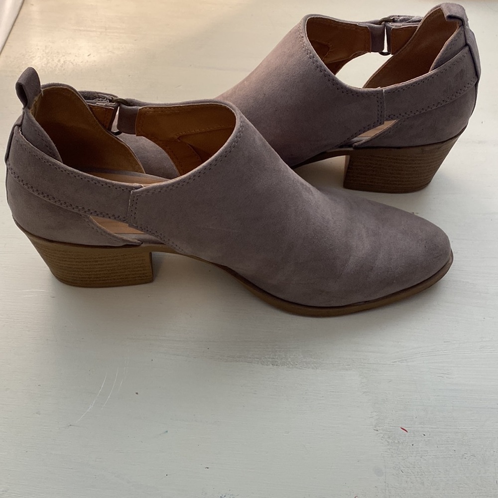 Quaid Booties - Picture 3 of 3
